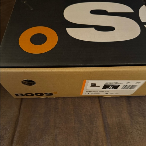 Brand new, in box Bogs boots. - Picture 4 of 5